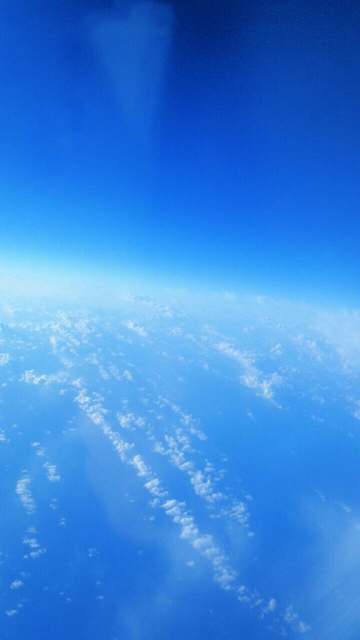 飛行機から見た水平線（ミーママ撮影)3