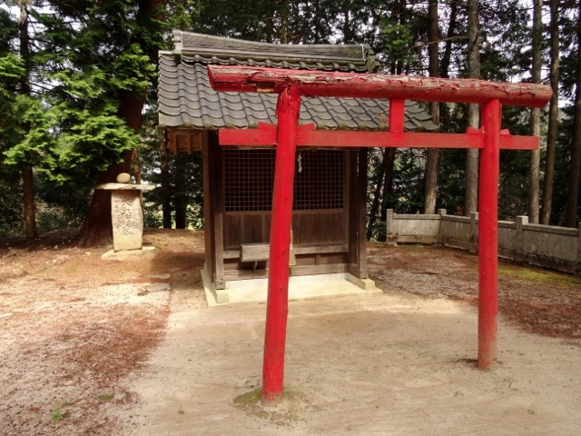 赤渕神社　稲荷社
