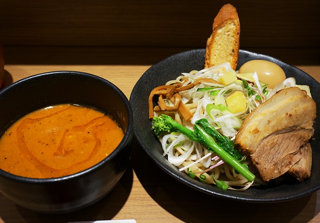 160404-海老鶏麺蔵-001-S
