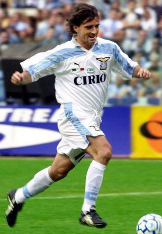 Lazio-99-00-PUMA-away-kit-Roberto-Mancini.jpg