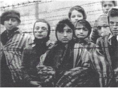ユダヤ人　捕虜