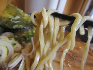 武吉兆　濃厚中華ｿﾊﾞ　麺