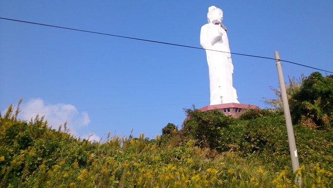 淡路島に巨大仏像
